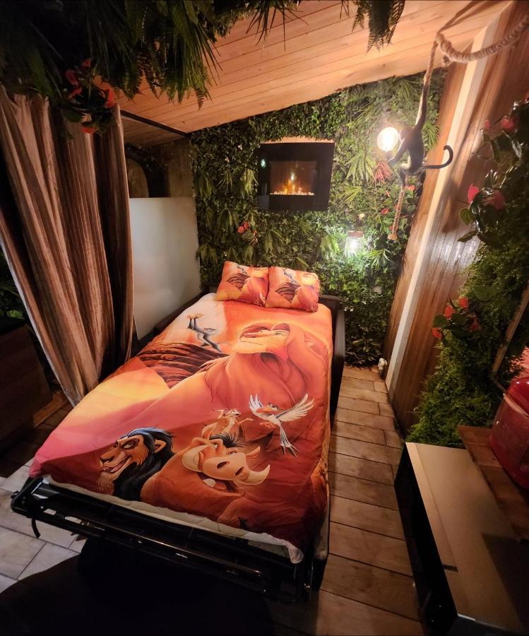 Indiana Jones A 10 Minutes Du Parc Disneyland Conde-Sainte-Libiaire Exterior photo